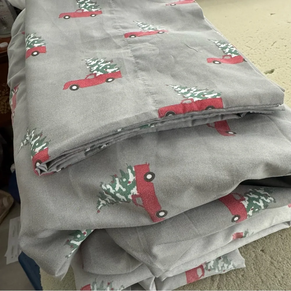 Festive Gray Bedding‎ Sheets with Red Truck Design